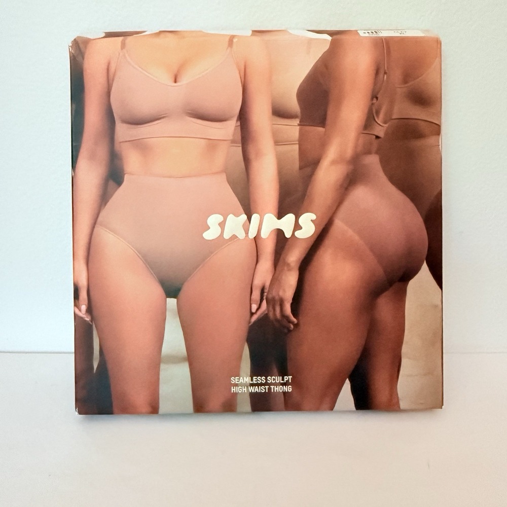 SKIMS Seamless Sculpt Waist High Thong Shapewear Clay Size XL New Open Box